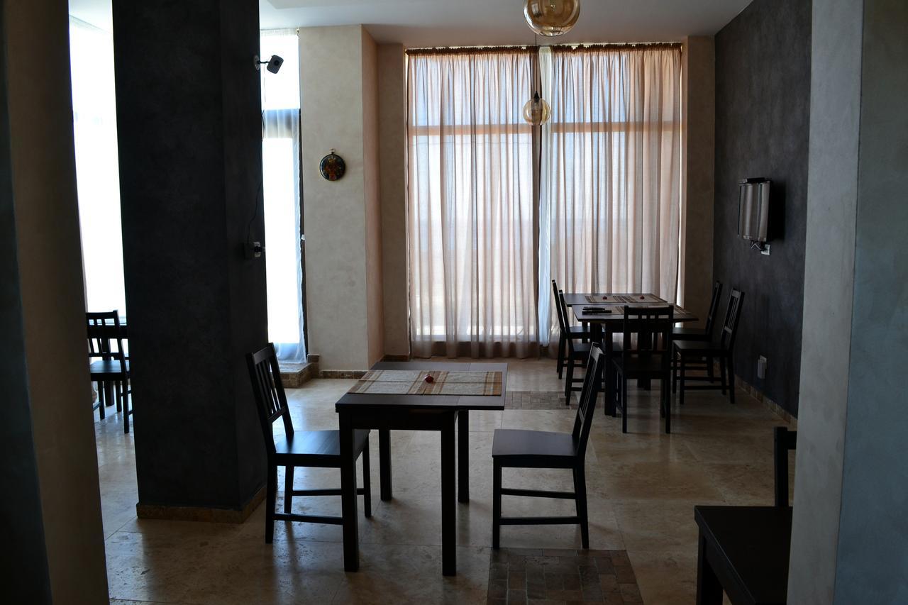 Hotel Sara Vama Veche Zewnętrze zdjęcie