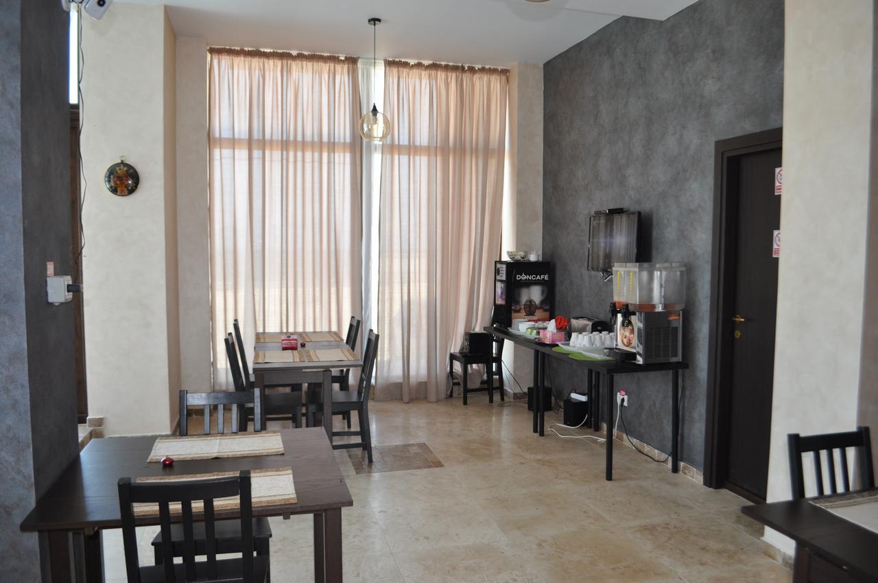Hotel Sara Vama Veche Zewnętrze zdjęcie