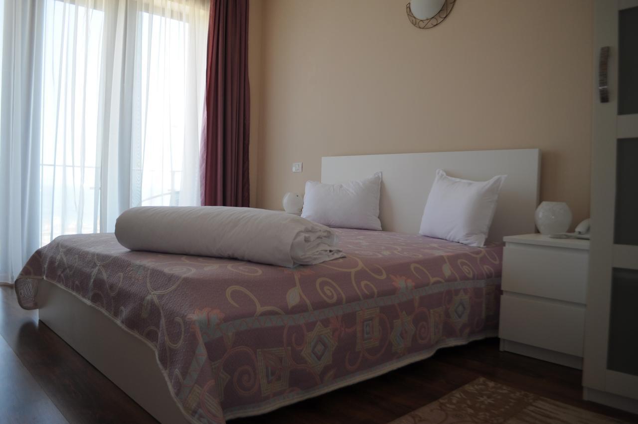 Hotel Sara Vama Veche Zewnętrze zdjęcie