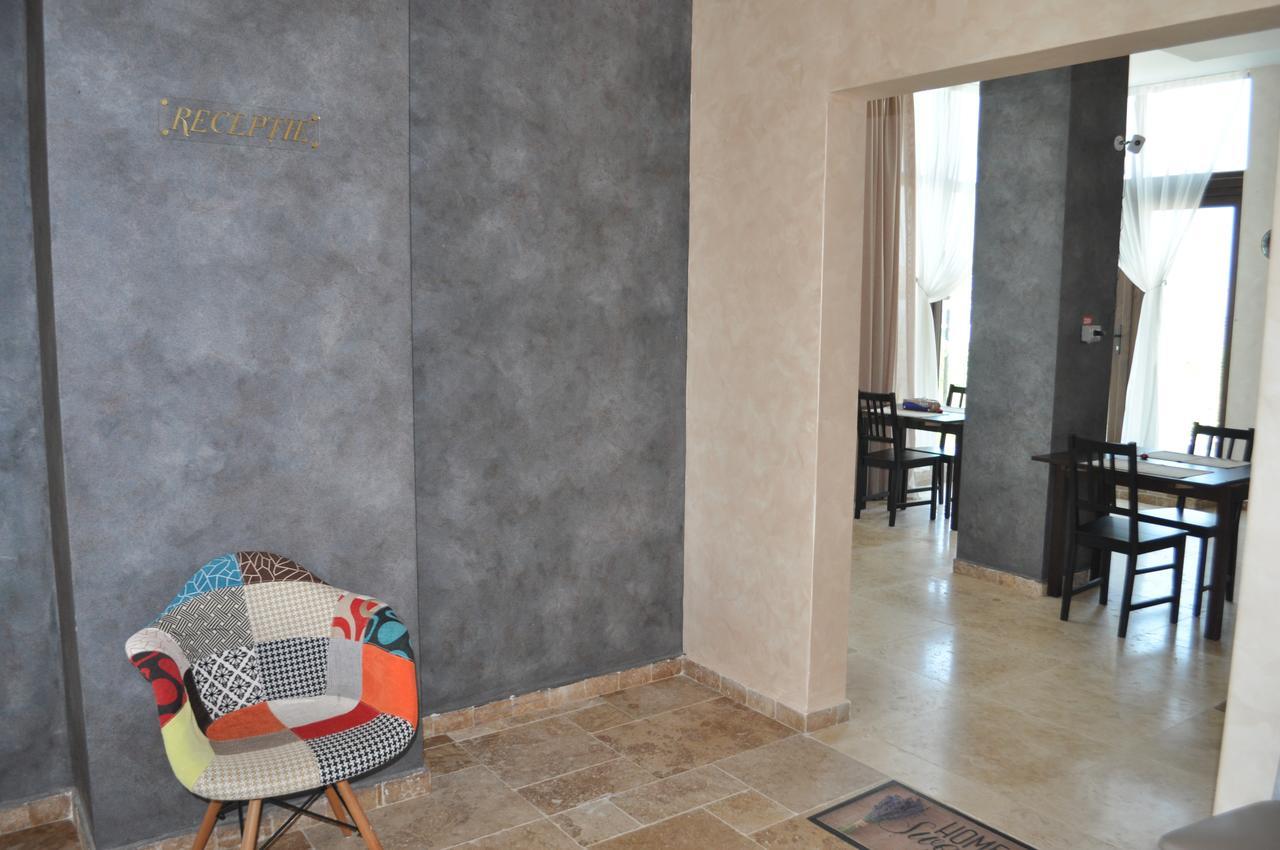 Hotel Sara Vama Veche Zewnętrze zdjęcie