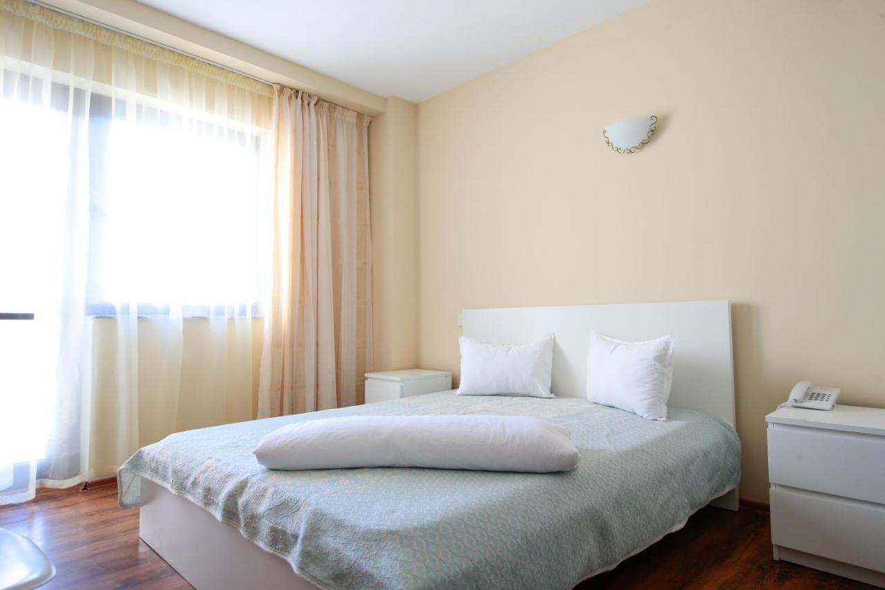 Hotel Sara Vama Veche Zewnętrze zdjęcie